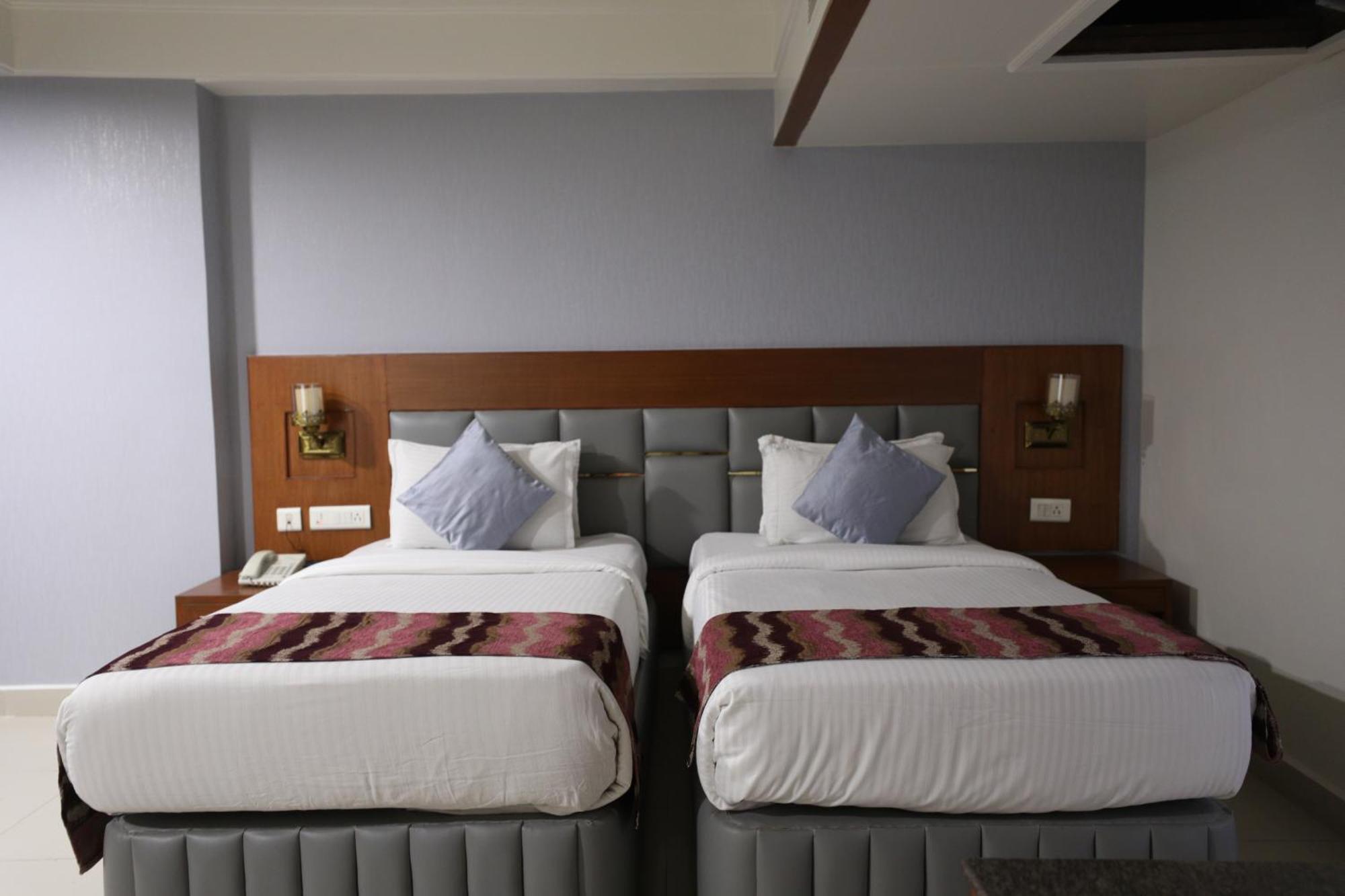 Eastin Hotels Haïdarabad Extérieur photo