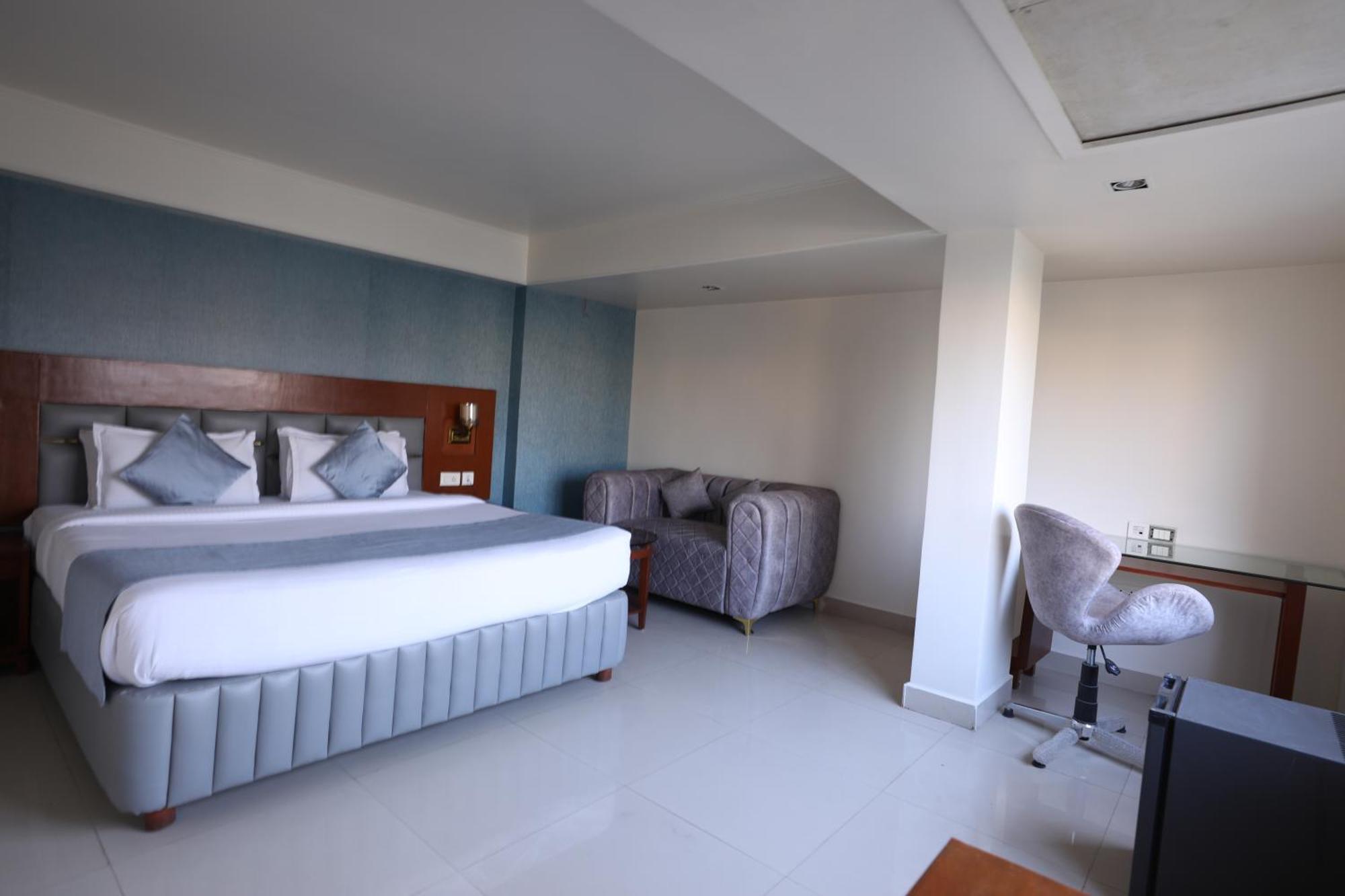 Eastin Hotels Haïdarabad Extérieur photo